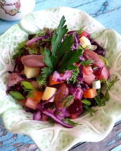 Винегрет с фасолью и краснокочанной капустой