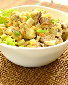 Яичный салат с домашними сухариками