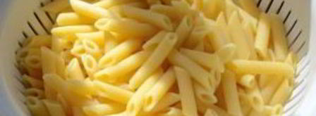 зимний салат с колбасой. Шаг 4