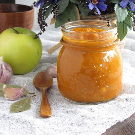 Рецепт пряного кетчупа с яблоками и карри