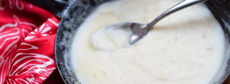 густой крем бешамель на сковороде. Шаг 10