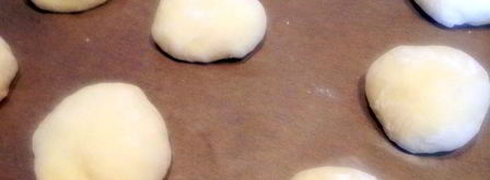 булочки с соусом песто. Шаг 3