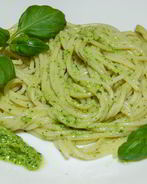 Макароны с соусом Песто