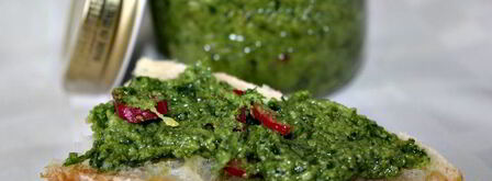 песто из зелени петрушки с перцем чили. Шаг 4