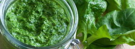пряный соус песто из шпината. Шаг 4
