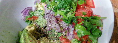 лосось с соусом сальса из авокадо. Шаг 3