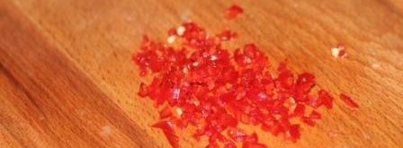 томатная сальса с кинзой и луком. Шаг 3