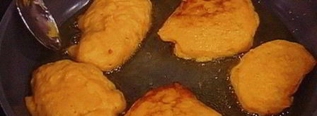 тартар из форели на блинчиках из батата, авокадо-рукола салат. Шаг 7