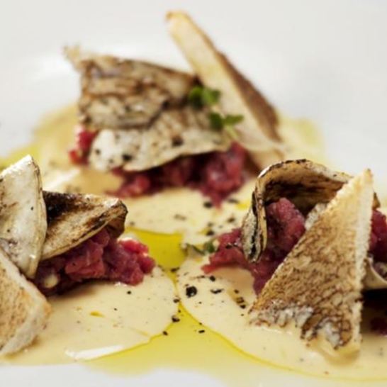 Рецепт тартара из говядины с трюфельным майонезом