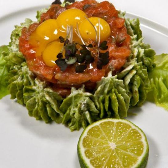 Рецепт тартара из лосося и говядины