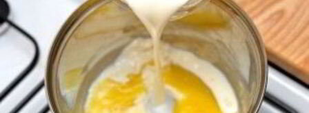 молочно-сырный соус. Шаг 4