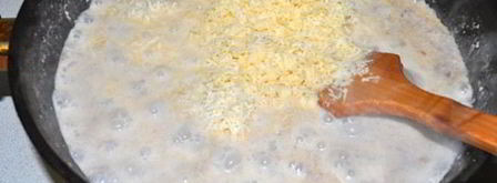 сырный соус с фаршем к пасте. Шаг 7