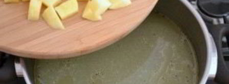 зеленый борщ с курицей. Шаг 6