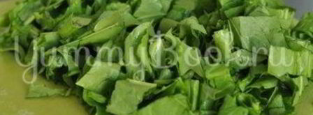 зеленый борщ в мультиварке. Шаг 7