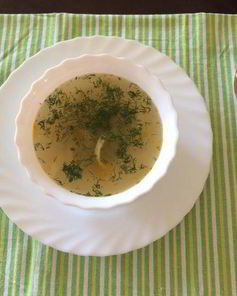 Куриный бульон с домашней лапшой