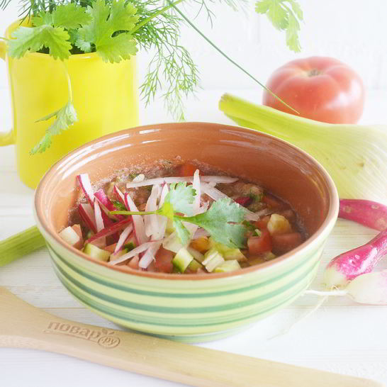 Рецепт гаспачо с редисом и фенхелем