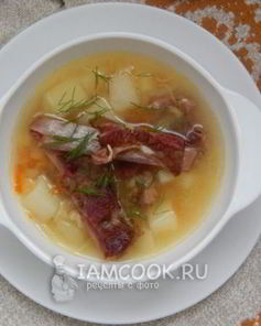 Гороховый суп с копчеными свиными ребрами