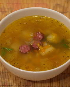 Гороховый суп с охотничими колбасками