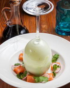 Холодный йогуртовый суп из авокадо