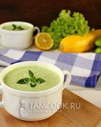 Холодный суп из огурца и цуккини