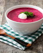 Холодный суп из свежей свеклы
