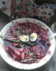 Холодный суп на свекольном квасе