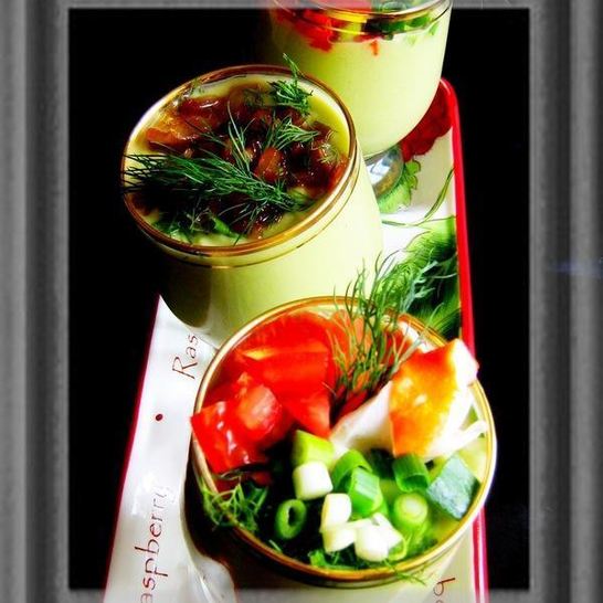 Рецепт холодного супа-пюре авокадо и компания