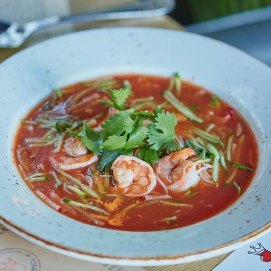 Рецепт холодного томатного супа кук-си с креветками