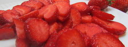 клубнично-лимонный холодный суп с нежными клецками. Шаг 4