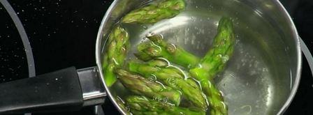 суп-крем из спаржи с палтусом холодного копчения. Шаг 3