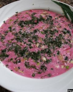 Свекольник на кефире классический холодный суп