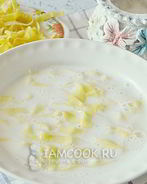 Молочный суп с лапшой