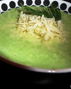 Сырно-молочный суп с брокколи