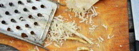 окрошка классическая с колбасой на квасе. Шаг 3