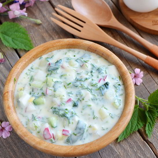 Рецепт окрошки на кефире с крапивой и мятой