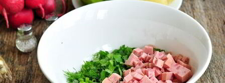 окрошка на минералке с майонезом. Шаг 6