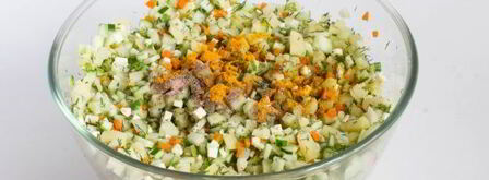 окрошка с адыгейским сыром и морковью. Шаг 9