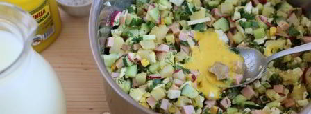 окрошка с колбасой на сыворотке. Шаг 18