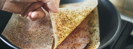 окрошка с куриной грудкой на кефире. Шаг 10