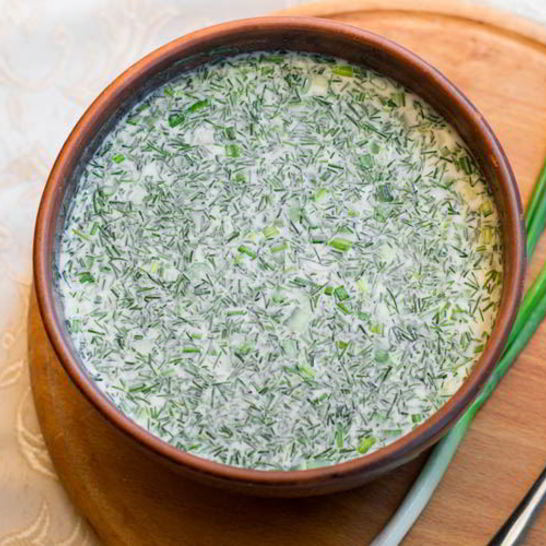 Рецепт окрошки с минеральной негазированной водой, кефиром и курицей