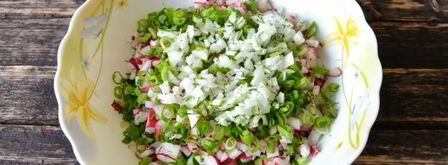 окрошка с редиской на квасе. Шаг 8