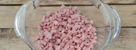 окрошка с солеными огурцами. Шаг 6