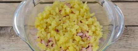 окрошка с солеными огурцами. Шаг 7