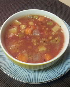 Овощной суп с зерном и фасолью