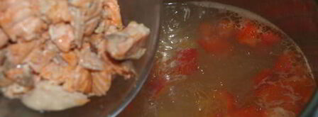 суп из форели с плавленным сыром и овощами. Шаг 8