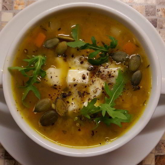 Рецепт чечевичной похлебки с тыквой и моцареллой