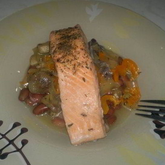 Рецепт рыбно-бобовой похлебка со сладким перцем и лесными грибами