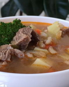 Домашний рассольник с перловой крупой