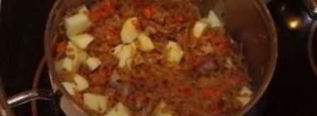 щи из капусты со свининой. Шаг 3