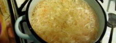 щи из квашеной капусты с тушенкой. Шаг 3